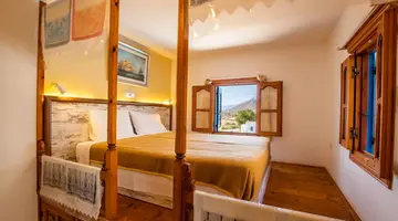 Arhontiko Hotel