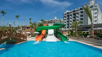 ARIA RESORT & SPA