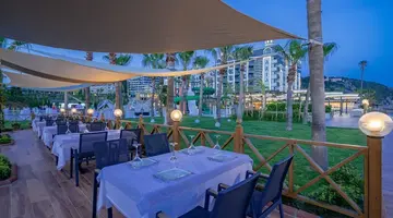 Aria Resort & Spa