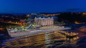 Aria Resort & Spa