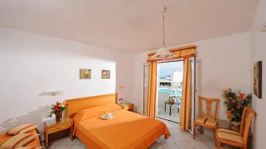 ARIADNE BEACH STALIS