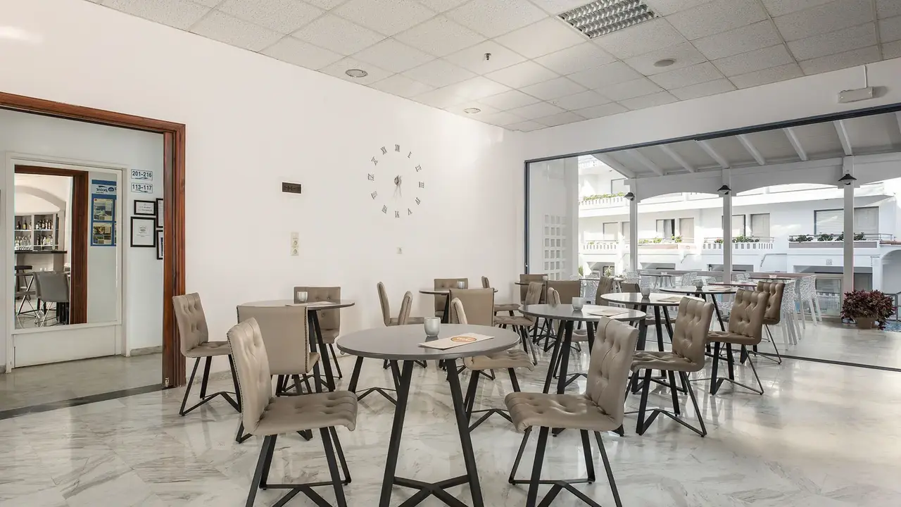 Ariadne Hotel