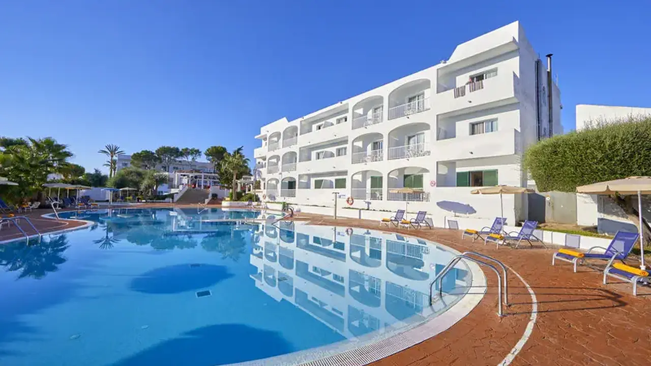 Ariel Chico Club & Resort Gavimar