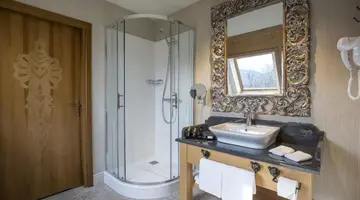 Aries Hotel & Spa