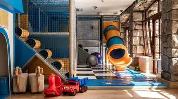 Aries Hotel & Spa