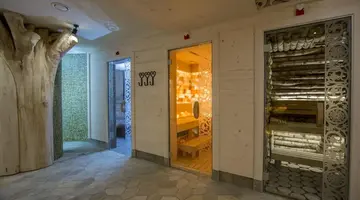 Aries Hotel & Spa