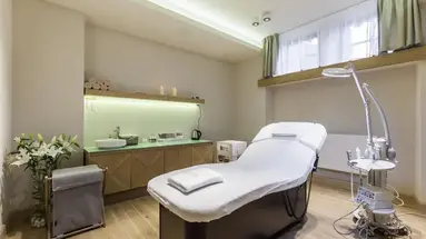 Aries Hotel & Spa
