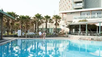 Arina Beach Resort