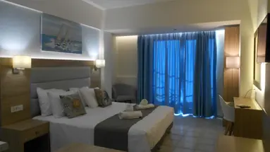 Aristo Apartments (Annex Complex of Voula Hotel)