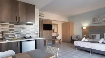 ARISTO APARTMENTS