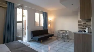 ARISTO APARTMENTS