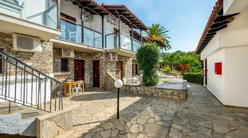 Aristoteles Holiday Resort