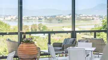 ARITI GRAND HOTEL