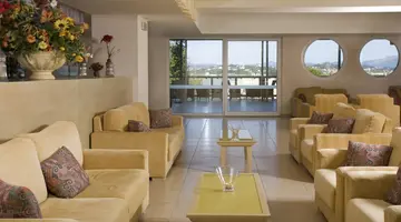 ARITI GRAND HOTEL