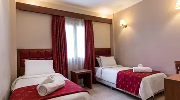 ARITI GRAND HOTEL