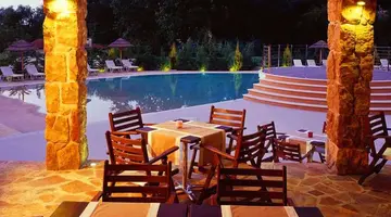 Ariti Grand