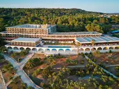 ARKADA HOTEL**