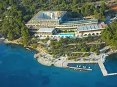 ARKADA HOTEL**