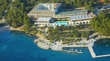 ARKADA HOTEL**