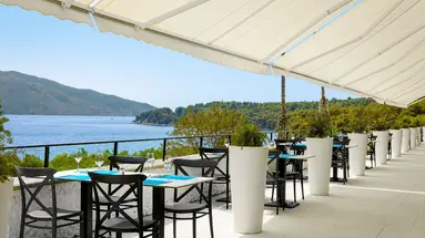 ARKADA HOTEL**