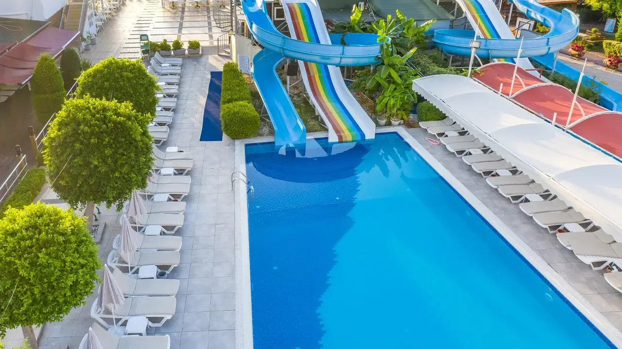 Armas Beach Hotel