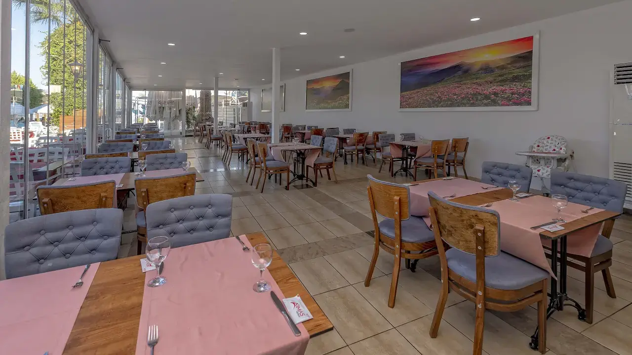 Armas Beach Hotel