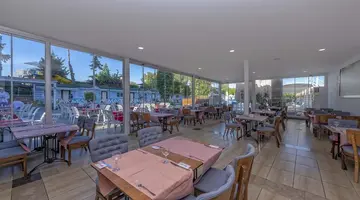 Armas Beach Hotel