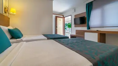 Armas Beach Hotel