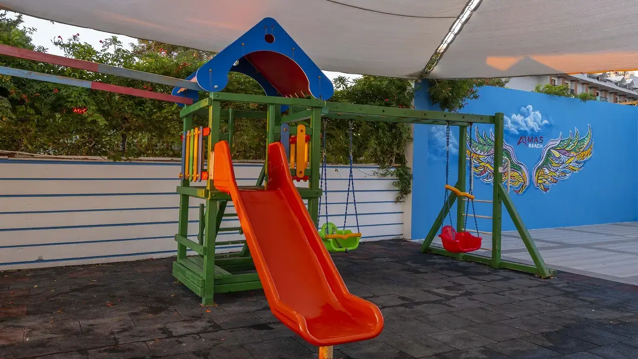 Armas Beach Hotel