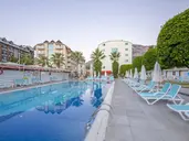 Armas Beach Hotel