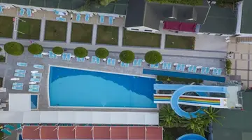 Armas Beach Hotel