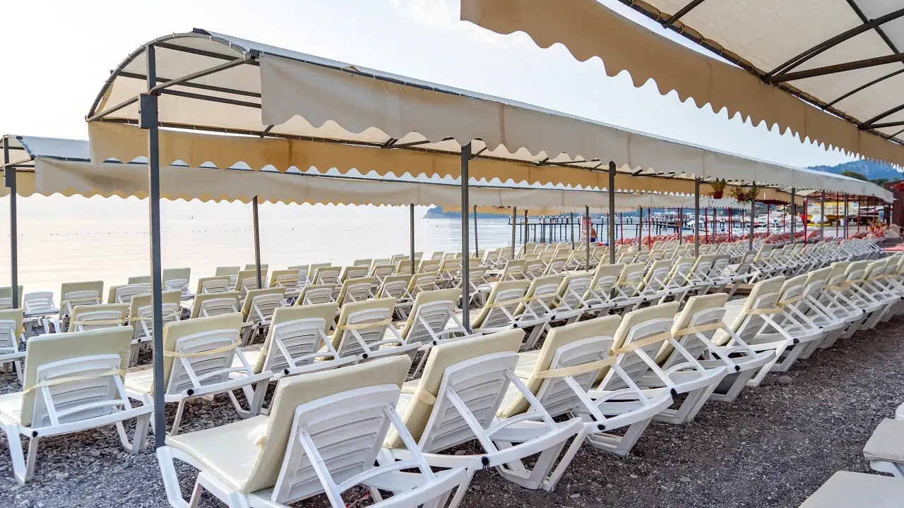 Armas Beach Hotel
