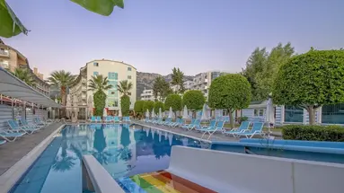 Armas Beach Hotel