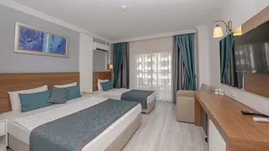 Armas Beach Hotel