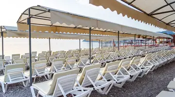 Armas Beach Hotel