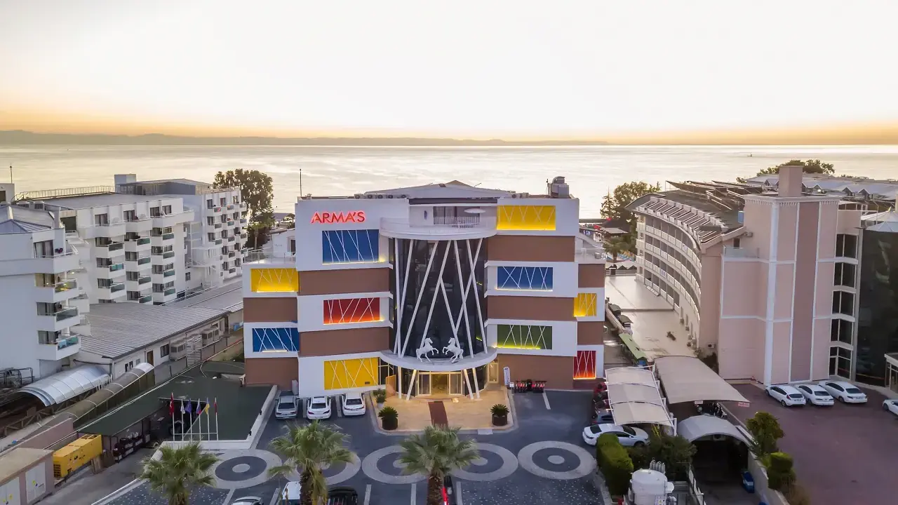 Armas Beach Hotel