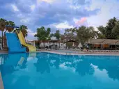Armas Green Fugla Beach