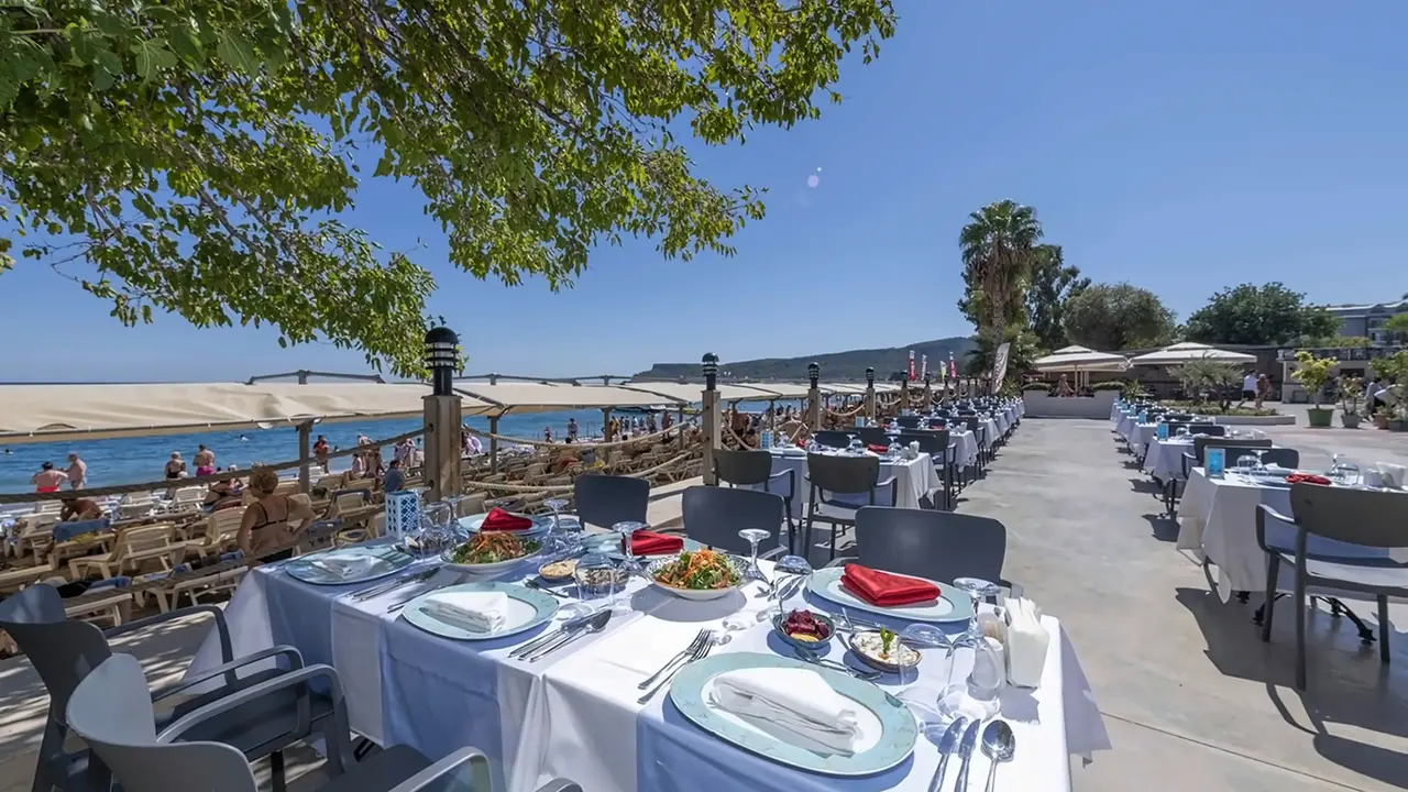 Armas Gul Beach Resort