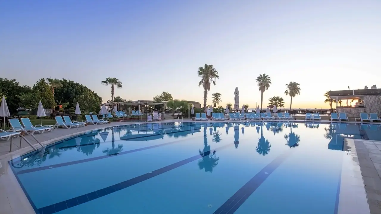 Armas Gul Beach Resort