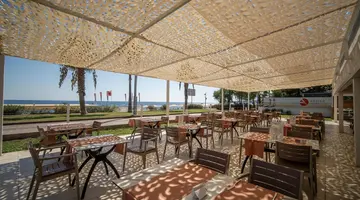 Armas Labada Hotel