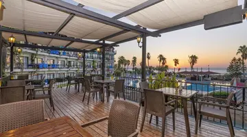 Armas Labada Hotel