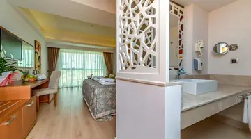 Armas Life Belek