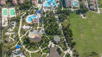 Armas Pemar Beach Hotel