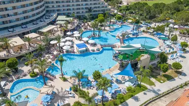Armas Pemar Beach Hotel
