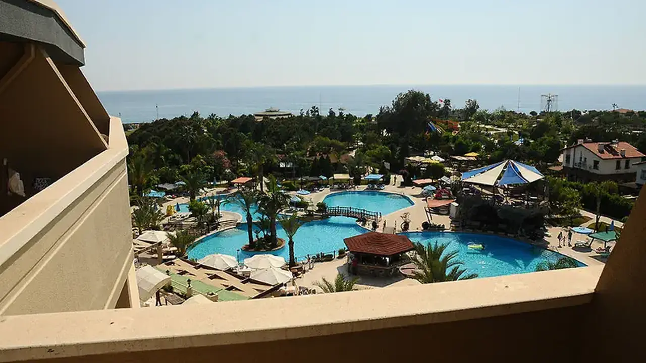 Armas Pemar Beach Resort