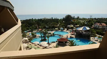 Armas Pemar Beach Resort