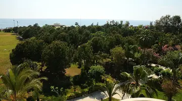 Armas Pemar Beach Resort