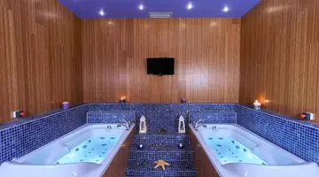 ARMINDA HOTEL