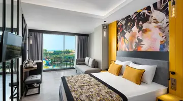 ARNOR DE LUXE HOTEL & SPA