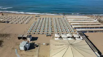 ARNOR DE LUXE HOTEL & SPA